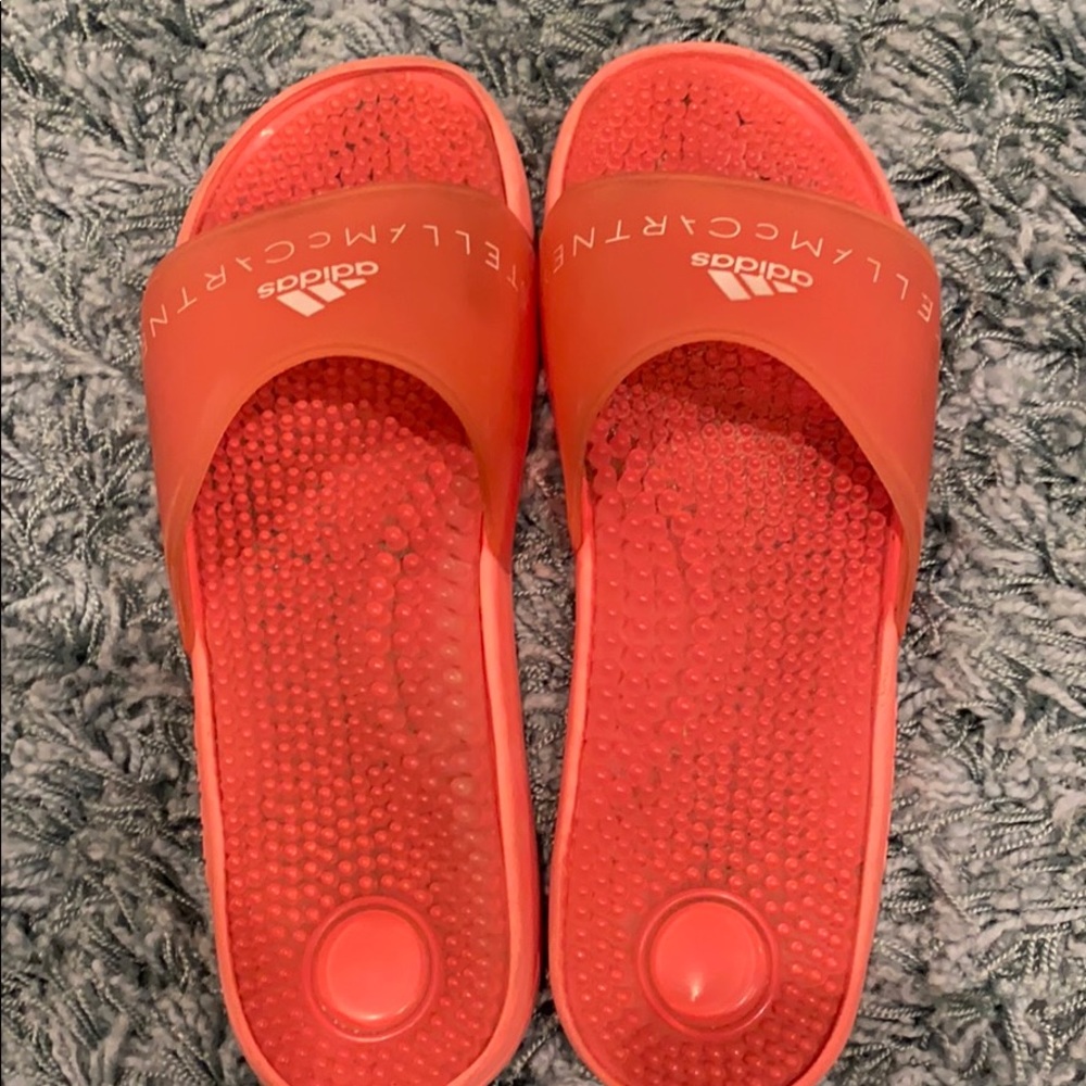 Woman’s slides
